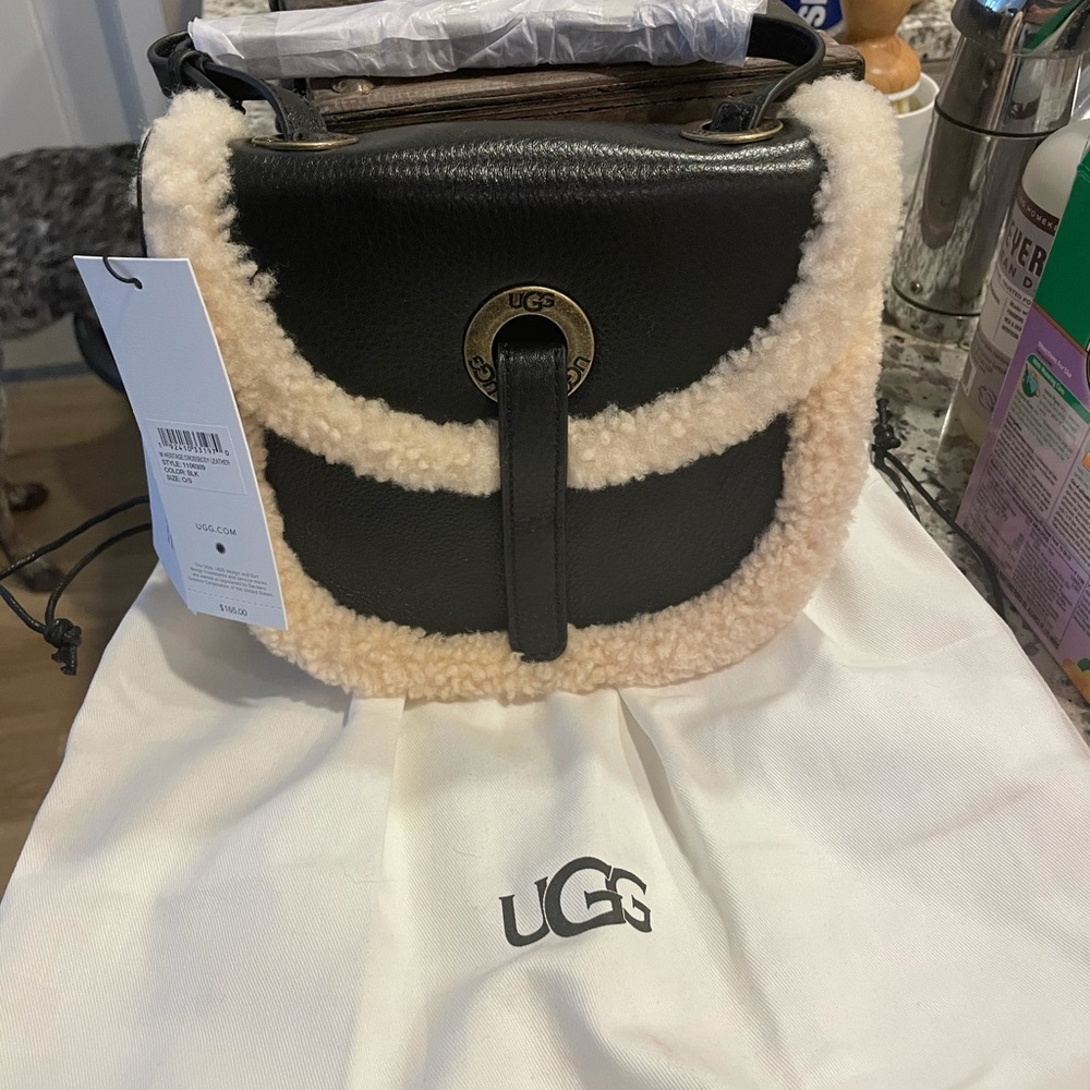 Ugg Heritage leather Crossbody Bag